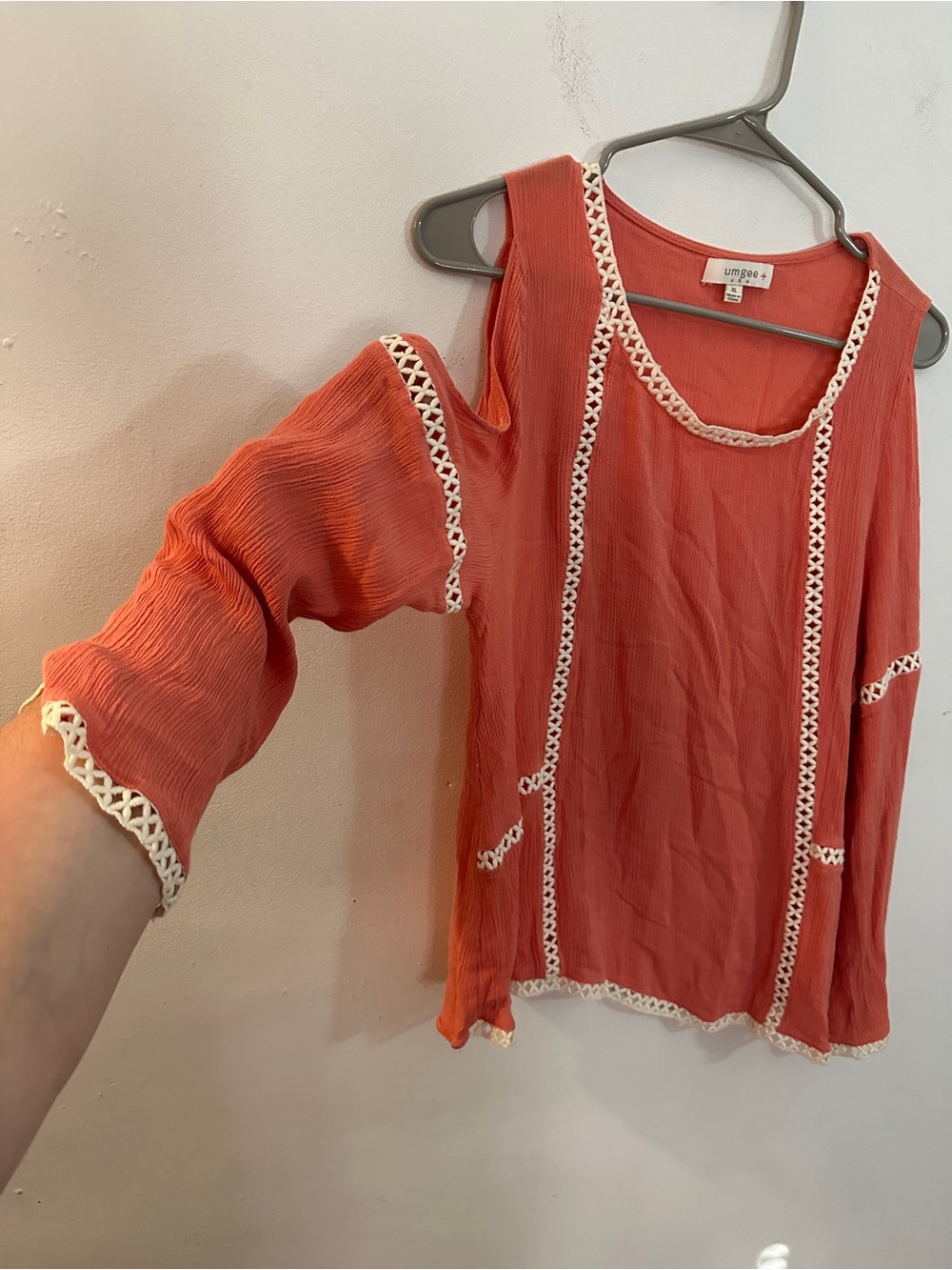 Umgee Coral Cold-Shoulder Tunic with White Crochet Accents